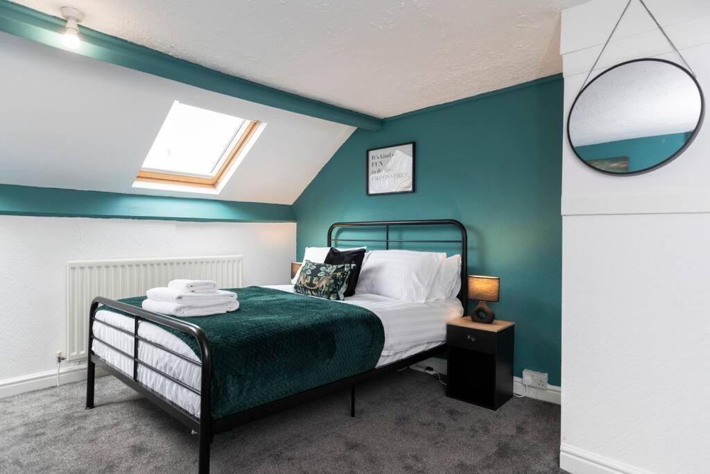 Town Centre & All The Comforts! Guisborough Exterior foto
